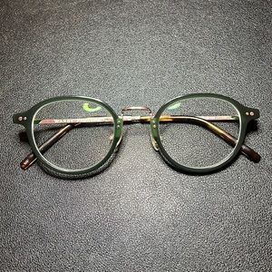 Used Warby Parker Thorpe frame in Poblano green